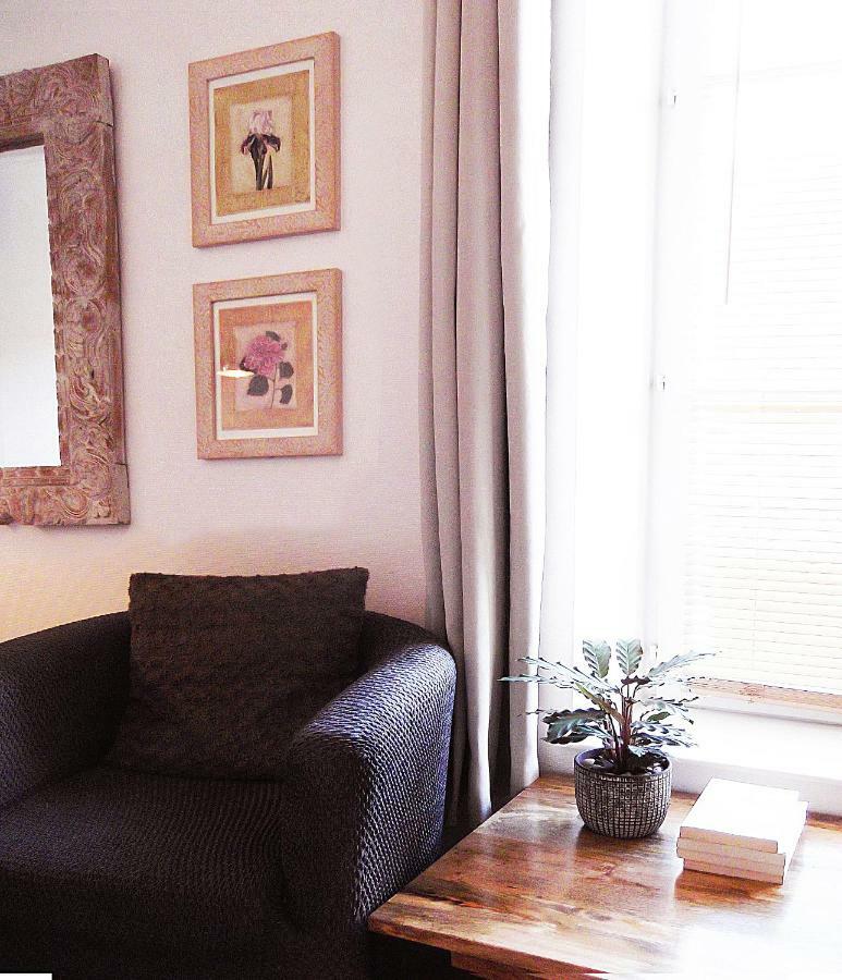 Kalu 8 - Cosy Centre Medieval Apartment *